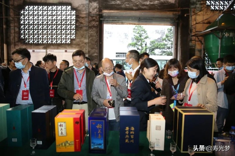 稻花香里品生态之美、活力之美、发展之美