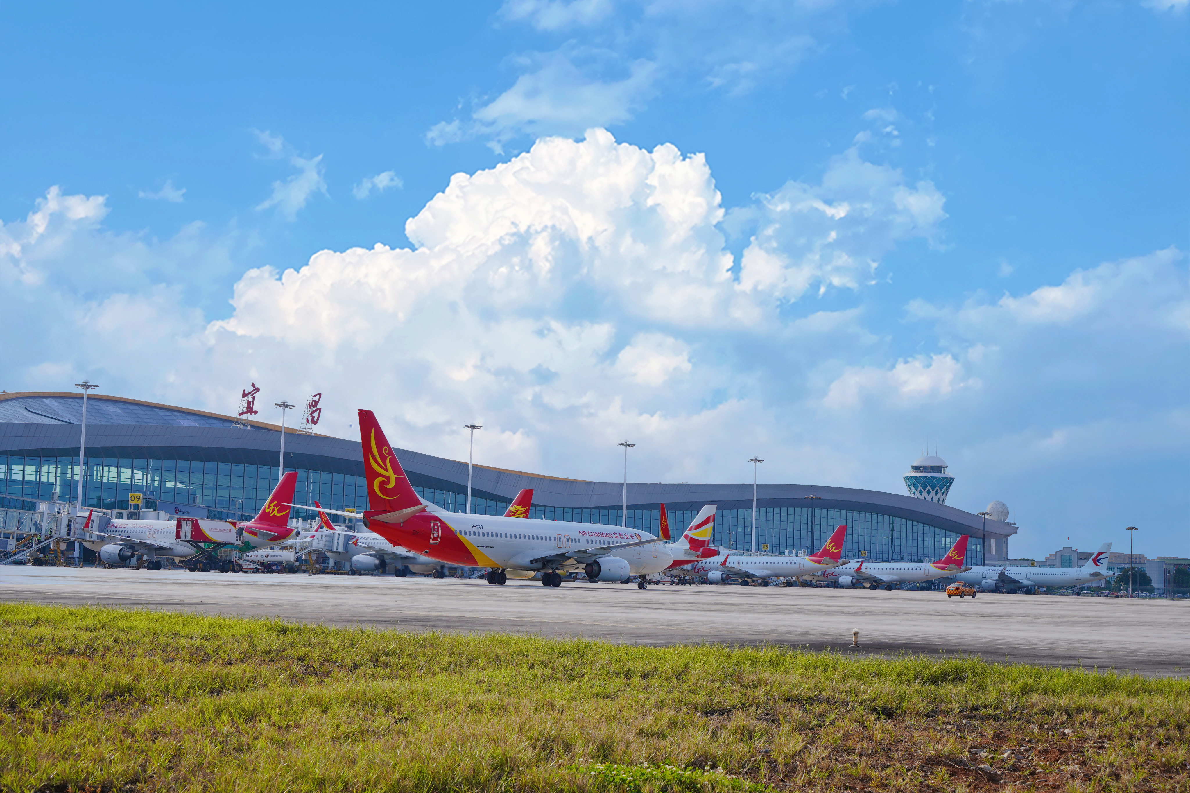 宜昌航空口岸扩大开放通过国家验收,宜昌三峡机场成为湖北省第二个