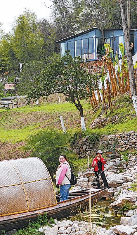 湖北日报：“开云体育下载宜”路繁花点燃春日经济(图4)